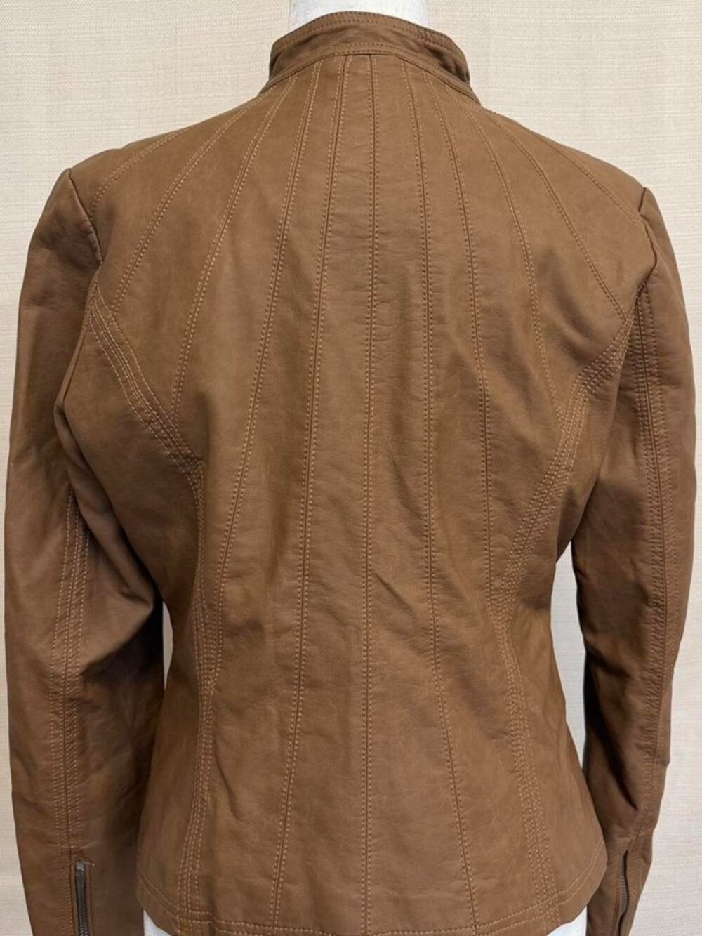 Women's Brown and Tan Jacket - Picture 2 of 5